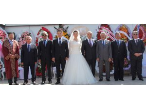 Tbmm Başkanı Ve Bakanlar Nikah Şahidi