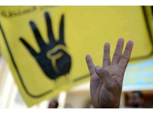 Mısır Anayasa Mahkemesi sitesine Rabia işareti