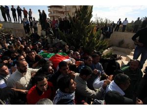 Öldürülen Filistinliler için cenaze töreni