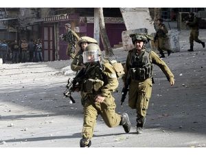İsrail askerinden anma yürüyüşüne müdahale