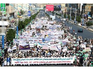 Yemende katliamlar protesto edildi