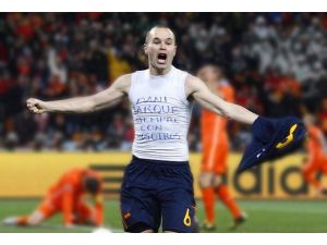 Barcelona Iniesta ile nikah tazeledi