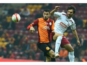 Galatasaray 3 puanla başladı