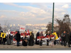 Yurdışındaki Mısırlılar darbeyi protesto etti