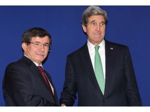 Davutoğlu, Kerry ve Ashton ile görüştü