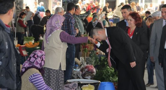 Milas’ın öz çocuğu, MHP Milletvekili Adayı Dr. Ferat Yüksel dur durak bilmiyor...