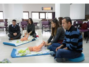 Gebe Okulu’nda Babalara Eğitim