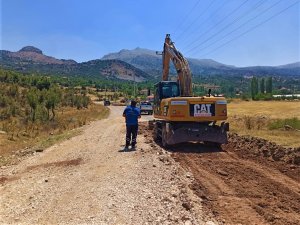 Muğla Büyükşehir Seydikemer’de Yol Çalışmalarını Sürdürüyor