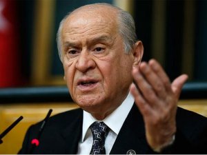 MHP Lideri Bahçeli’den 30 Ağustos Mesajı: Bayraklaştığımız yer İzmir, düşmanı batıracağımız yer de gene Ege’dir