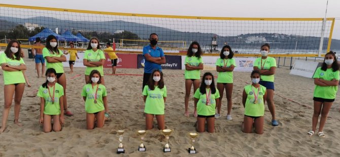 Muğla Büyükşehir’in Voleybolcuları Türkiye Birincisi Oldu