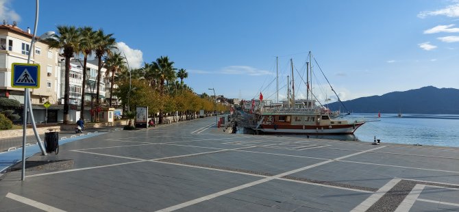 Marmaris'te kısıtlamanın ilk gününde kurallarına uyuluyor