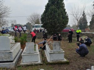 Şehit annesi toprağa verildi