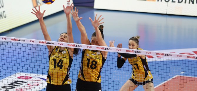 Lider VakıfBank'tan 24'üncü galibiyet