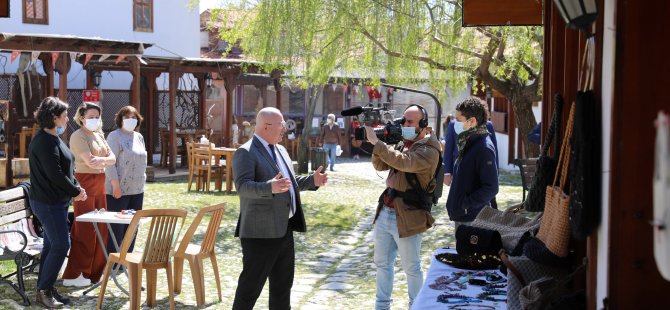 Tarihi Zahire Pazarı Ve Türk Ebru Sanatı ‘France 5 TV’ Kanalında