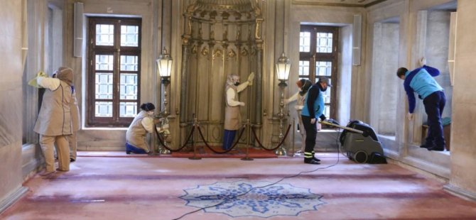 Eyüpsultan Camii, Ramazan öncesi gül suyuyla yıkandı