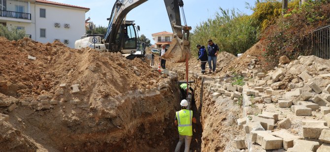 Palamutbükü’ünde İçme Suyu Hatları Yenileniyor