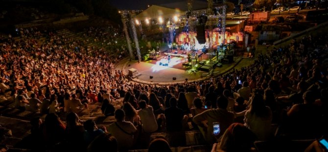 “AÇIKHAVA KONSER ATEŞİ BODRUM’DA YANDI"