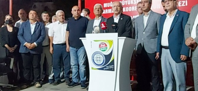 CHP Lideri Kılıçdaroğlu, "Şimdi yedi, sekiz, on yerde yangın çıktı. Günlerdir devam ediyor. Bir bakan gidiyor, bir bakan geliyor