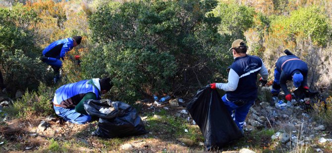 Fethiye’ye Olan Sevgilerini, Temizlik Yaparak Gösterdiler