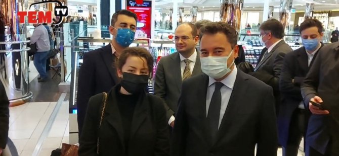 Demokrasi ve Atılım Partisi (DEVA) Genel Başkanı Ali Babacan Cevahir AVM'de