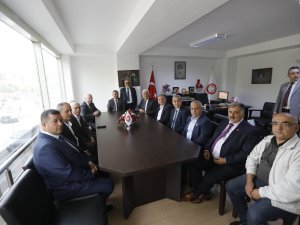 Başkan Gürün’den Muhtarlar Federasyonuna Ziyaret