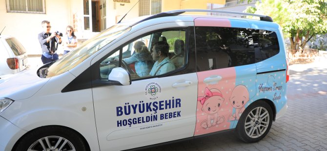 Hoş geldin Bebek İle Yüzler Gülüyor