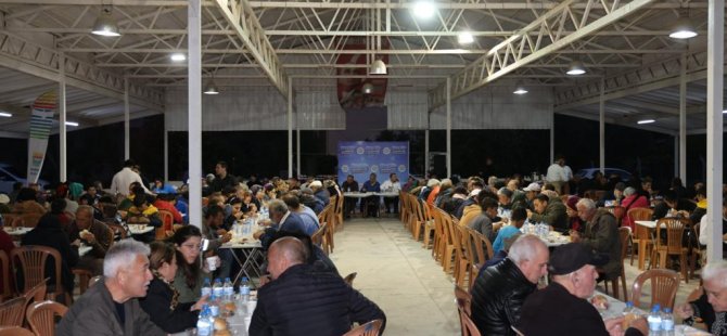 Turgut mahallesi sakinleri  iftarda buluştu