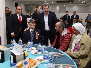 Vali Orhan Tavlı Seydikemer’de Şehit Ailelerimiz ve Gazilerimizle iftarda bir araya geldi