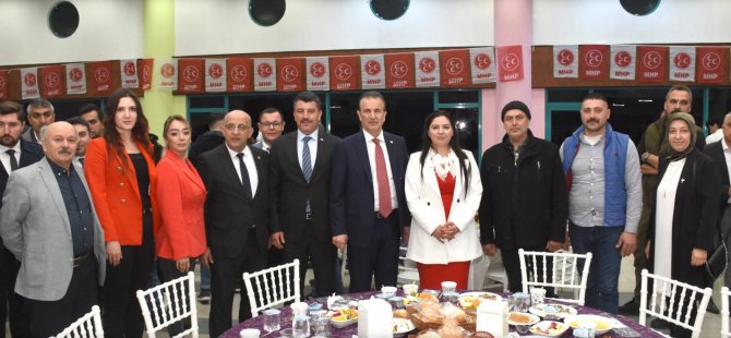 MHP İL BAŞKANLIĞI DEPREMZEDELERLE İFTARDA BULUŞTU