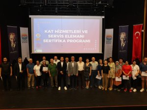 TURİZM ARA ELEMAN KURSİYERLERİ SERTİFİKA ALDI