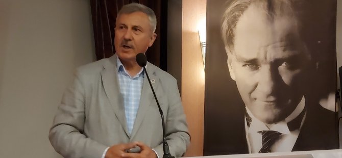 Selçuk Özdağ, sayın Kılıçdaroğlu'nun kazanmaması için hiçbir engel yok