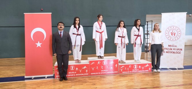 MUĞLA TAEKWONDOSU ŞEHİTLERİMİZİ YAD ETTİ