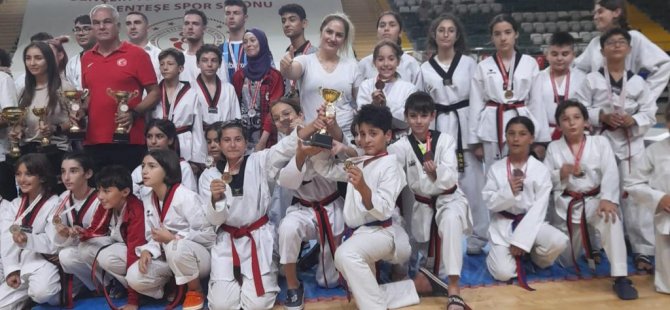 Marmaris 1923 Spor Taekwondo seçmelerinden kupayla döndü