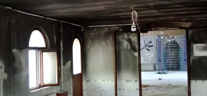 Yanan Osman Gazi Dereli Camii yenilenmeyi bekliyor