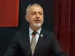 CHP MUĞLA MİLLETVEKİLİ CUMHUR UZUN DEVLET OKULLARINDAN İSTENEN YÜKSEK BAĞIŞLARI MECLİS GÜNDEMİNE TAŞIDI.