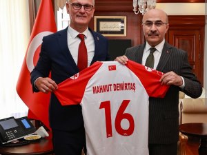 THF Başkanı Uğur Kılıç: “Hentbolu daha geniş kitlelere ulaştırmak için çalışmalarımızı sürdürüyoruz