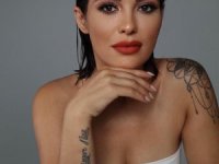 Bahar Babacan’dan Bella Hadid’li eğitim