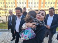 MİLLETVEKİLİ GÖKCAN: HEMŞERİLERİMİZ DEPREMZEDE VATANDAŞLARIMIZI BAĞRINA BASIYOR…