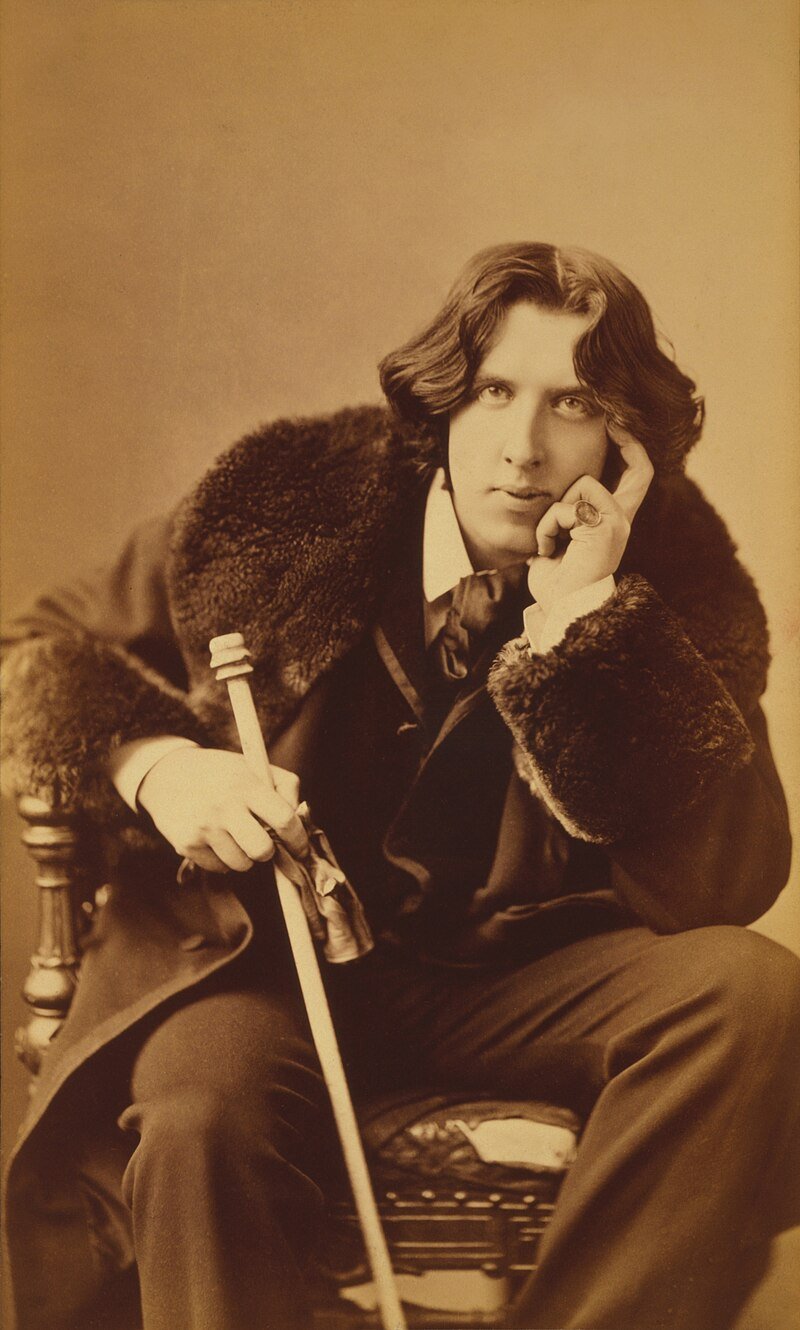 oscar-wilde-portrait-by-napoleon-sarony-albumen.jpg